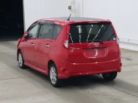 Toyota PASSO SETTE лот № 3041 оценка 3.5  с аукциона в Японии 1