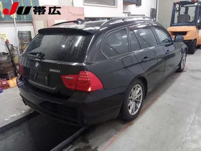 BMW 3-Series  с аукциона в Японии