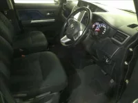 Toyota ROOMY лот № 4469 оценка 3.5  с аукциона в Японии 3