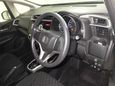 Honda FIT  с аукциона в Японии