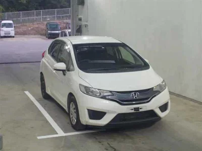 Honda FIT  с аукциона в Японии
