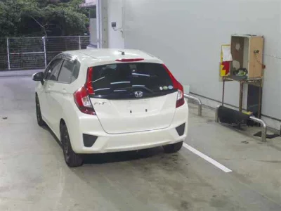 Honda FIT  с аукциона в Японии