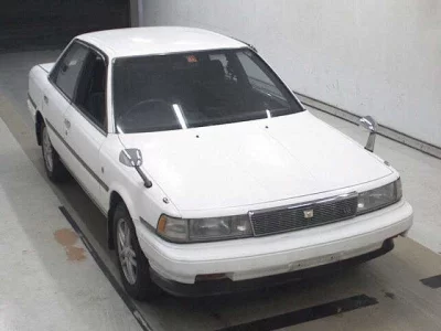 Toyota CAMRY  с аукциона в Японии