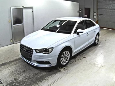 Audi A3  с аукциона в Японии