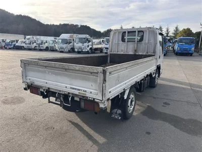 Isuzu ELF  с аукциона в Японии