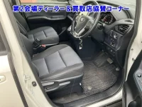Toyota NOAH лот № 20003 оценка RA  с аукциона в Японии 4