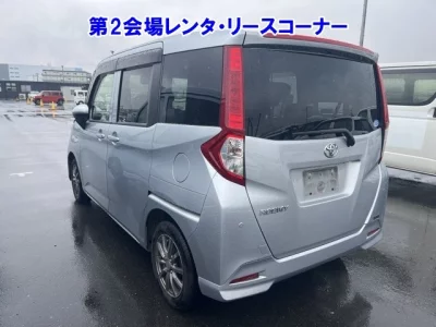 Toyota ROOMY  с аукциона в Японии