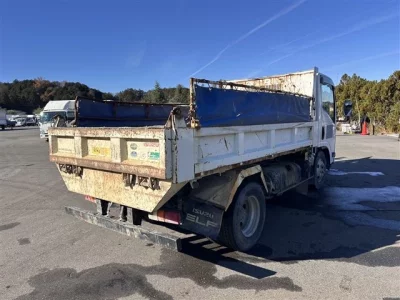 Isuzu ELF  с аукциона в Японии