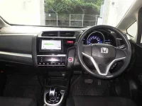 Honda FIT лот № 1046 оценка R  с аукциона в Японии 5