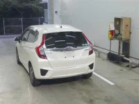 Honda FIT лот № 1046 оценка R  с аукциона в Японии 1