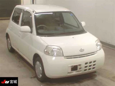 Daihatsu Esse  с аукциона в Японии