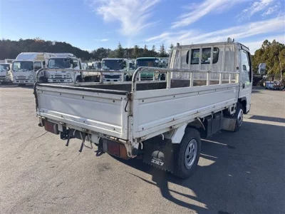 Isuzu ELF  с аукциона в Японии