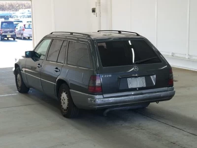 Mercedes-Benz E CLASS WAGON  с аукциона в Японии