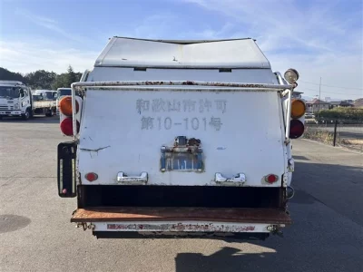 Isuzu ELF  с аукциона в Японии