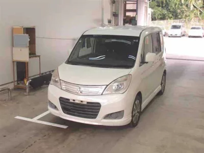 Mitsubishi DELICA D2  с аукциона в Японии