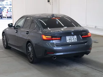 BMW 3-Series  с аукциона в Японии