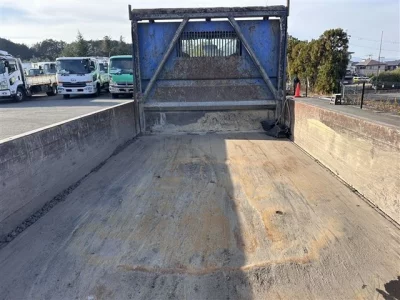 Mazda TITAN  с аукциона в Японии