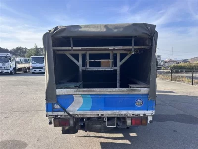 Isuzu ELF  с аукциона в Японии