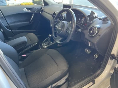 Audi A1  с аукциона в Японии