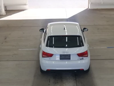 Audi A1  с аукциона в Японии