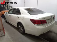 Toyota CROWN лот № 7020 оценка 3.5  с аукциона в Японии 4