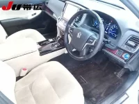 Toyota CROWN лот № 7020 оценка 3.5  с аукциона в Японии 5