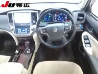 Toyota CROWN лот № 7020 оценка 3.5  с аукциона в Японии 2
