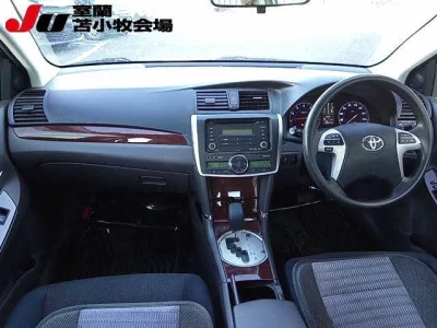 Toyota ALLION  с аукциона в Японии