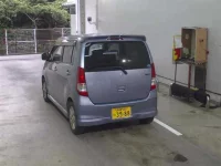 Suzuki WAGON R лот № 1068 оценка 3  с аукциона в Японии 1