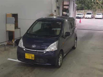 Daihatsu MOVE  с аукциона в Японии