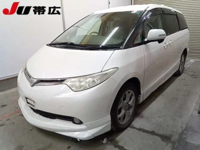Toyota ESTIMA  с аукциона в Японии