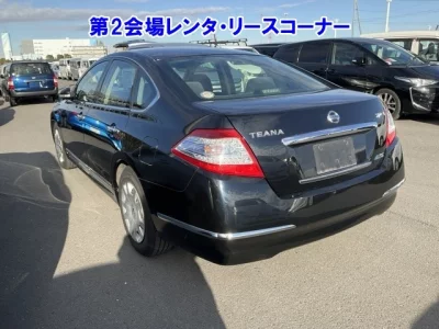 Nissan TEANA  с аукциона в Японии