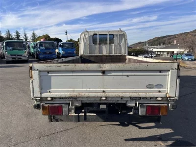 Isuzu ELF  с аукциона в Японии