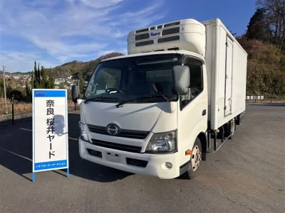 Hino DUTRO  с аукциона в Японии