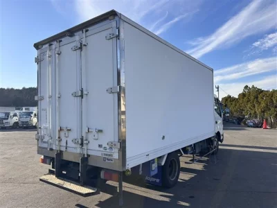 Hino DUTRO  с аукциона в Японии