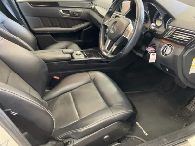 Mercedes-Benz E CLASS  с аукциона в Японии