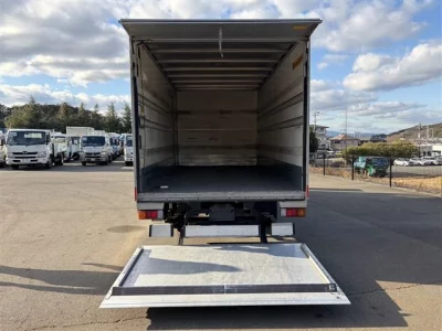 Hino DUTRO  с аукциона в Японии