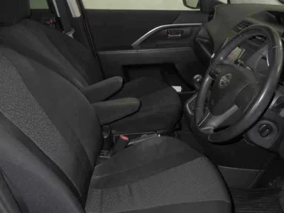 Nissan LAFESTA  с аукциона в Японии