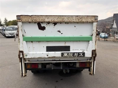 Isuzu ELF  с аукциона в Японии