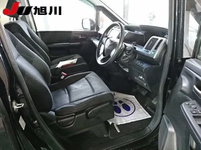 Honda STEP WAGON  с аукциона в Японии