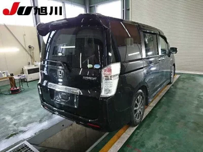 Honda STEP WAGON  с аукциона в Японии