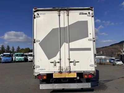 Mitsubishi FUSO FIGHTER  с аукциона в Японии