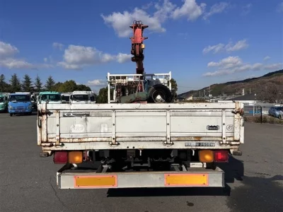 Isuzu FORWARD  с аукциона в Японии