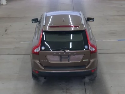 Volvo XC60  с аукциона в Японии
