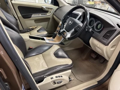 Volvo XC60  с аукциона в Японии