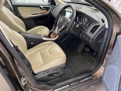 Volvo XC60  с аукциона в Японии