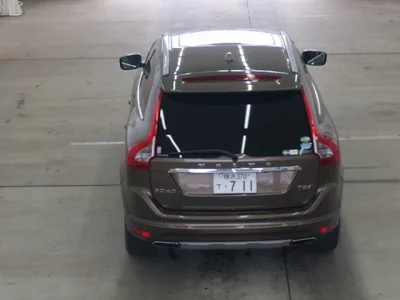 Volvo XC60  с аукциона в Японии