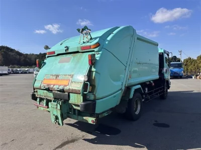 Isuzu FORWARD  с аукциона в Японии