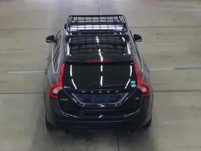 Volvo V60  с аукциона в Японии