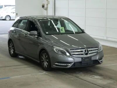 Mercedes-Benz B CLASS  с аукциона в Японии